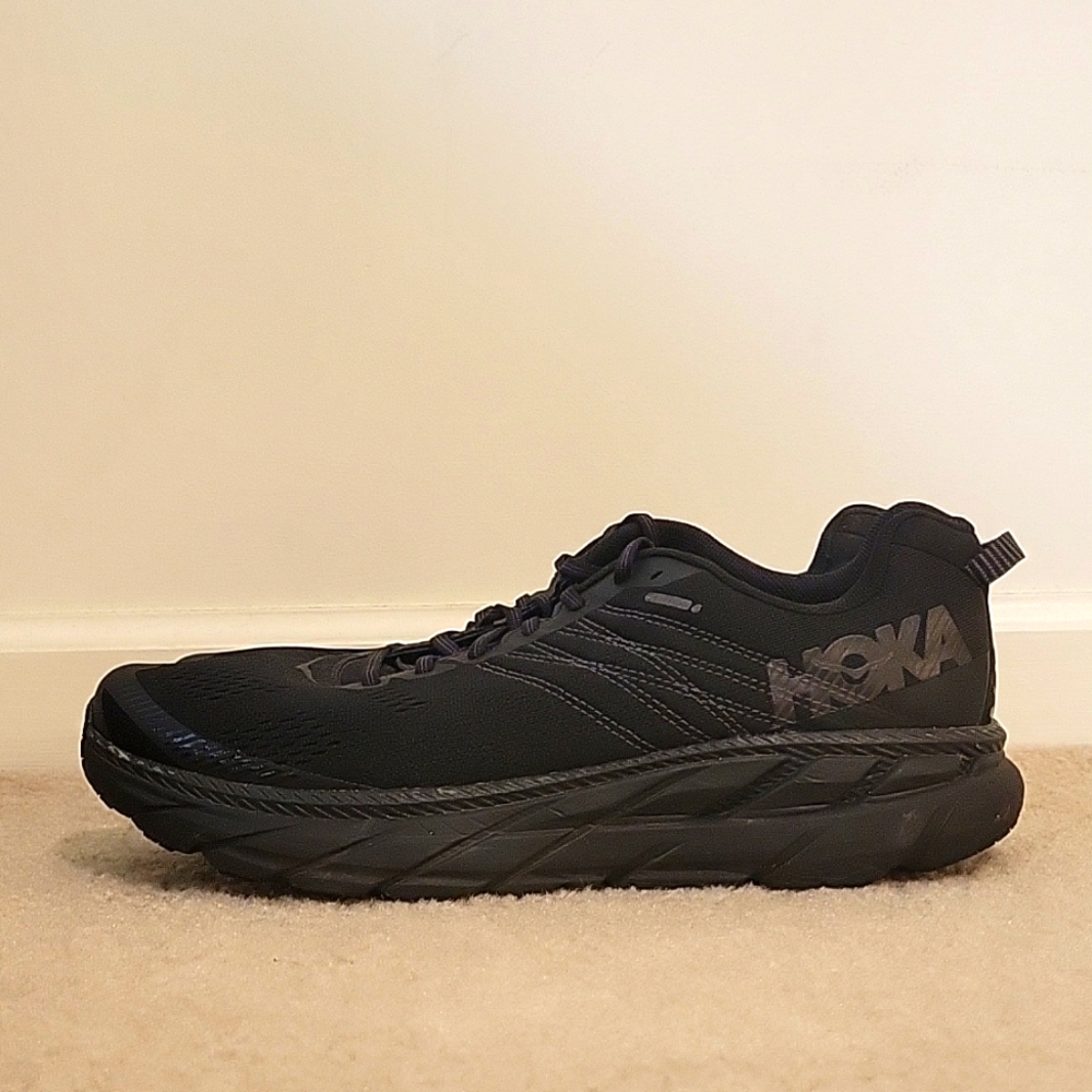 HOKA ONE ONE MENS SNEAKERS